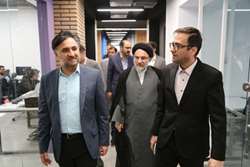 Dehghani Firouzabadi in a visit to the Innovation Center of Endowments and Charitable Affairs Organization: Approaches are promoted from supply-oriented to demand-oriented and creating a guaranteed market for knowledge based companies.