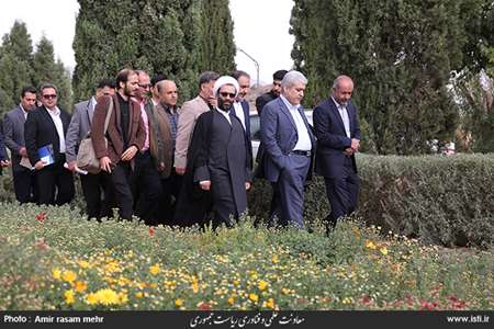 سفر معاون علمی و فناوری رییس جمهوری به شهرمحلات 