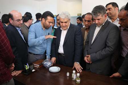 Trip of Vice President of Science and Technology to Kashan 