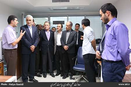 Visit of Sharif University of Industry and PersisGen Par Co., the first medical biotechnology accele 