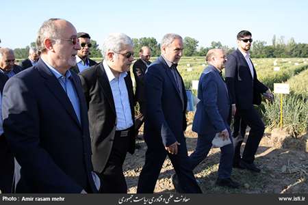 Travel of the vice president for science and technology affairs to Alborz Province  