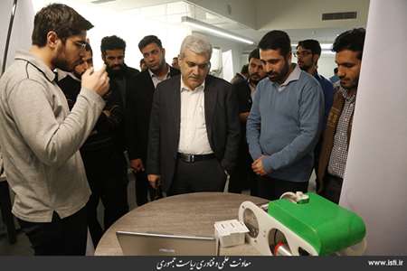 Visit of Sharif Innovation Region by the vice president for science and technology affairs  