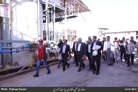 Presence of the vice president for science and technology affairs in Semnan Province 