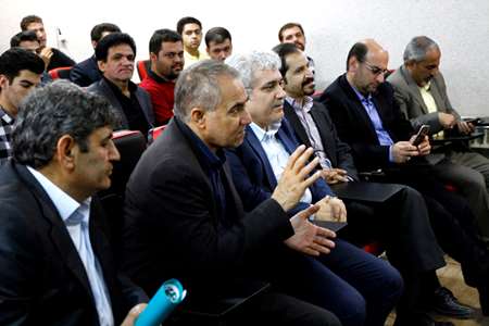 Vice President of Science and Technology Visiting Zanjan’s Knowledge-based Companies 