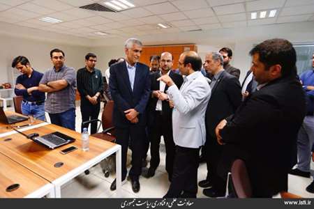 Visit of Sharif University of Industry and PersisGen Par Co., the first medical biotechnology accele 