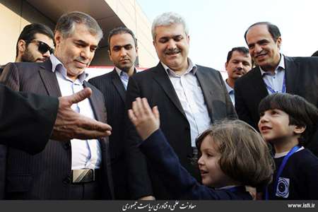 Visit of the 1​2th RoboCup Iran Open Competitions by the Vice President for Science and Technology A 