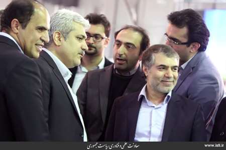 Visit of the 1​2th RoboCup Iran Open Competitions by the Vice President for Science and Technology A 