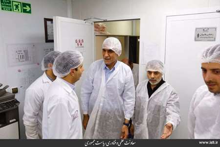 Visit of Sharif University of Industry and PersisGen Par Co., the first medical biotechnology accele 